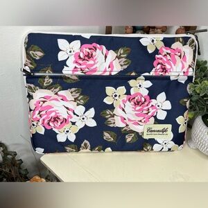 Brand New-Canvaslife White Rose Patten Laptop Bag
